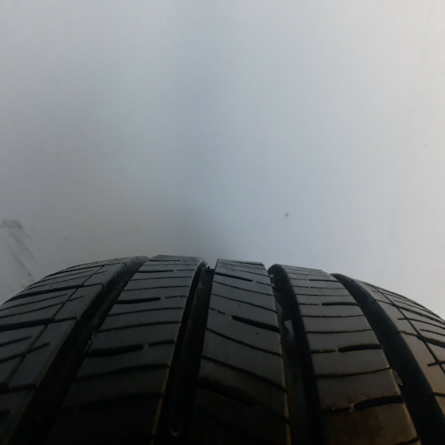 Screenshot_2019-12-12 Set of (2) USED TIRES 215 55 17 KUMHO SOLUS TA31 215 55 17 94V 9-12 32 eBay(3)