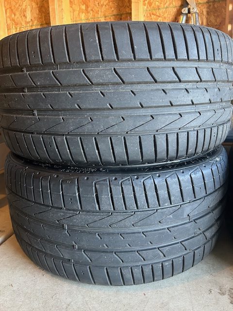 Hankook Tires Tred Shot