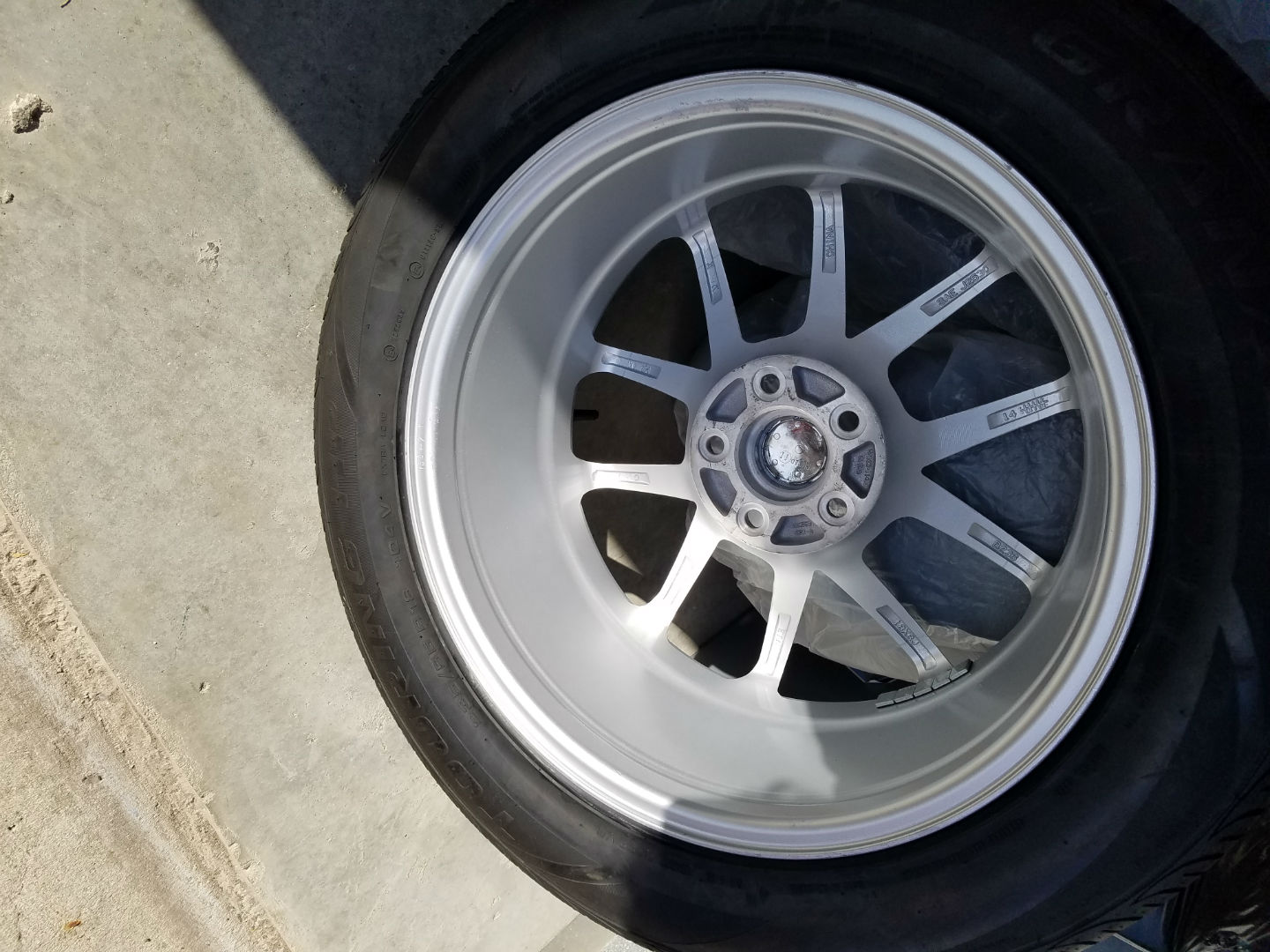 Tire 1