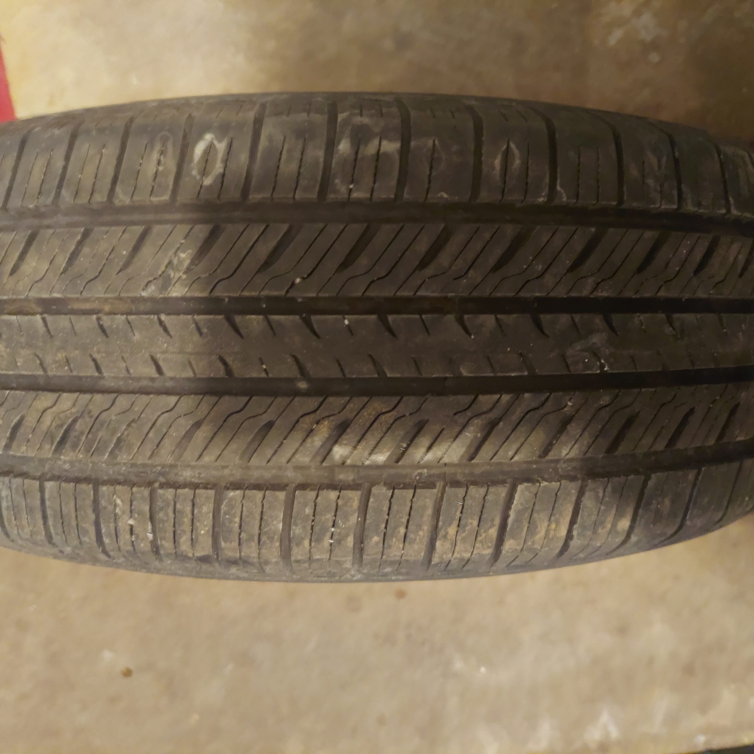 YOKOHAMA Tire #1 Photo3