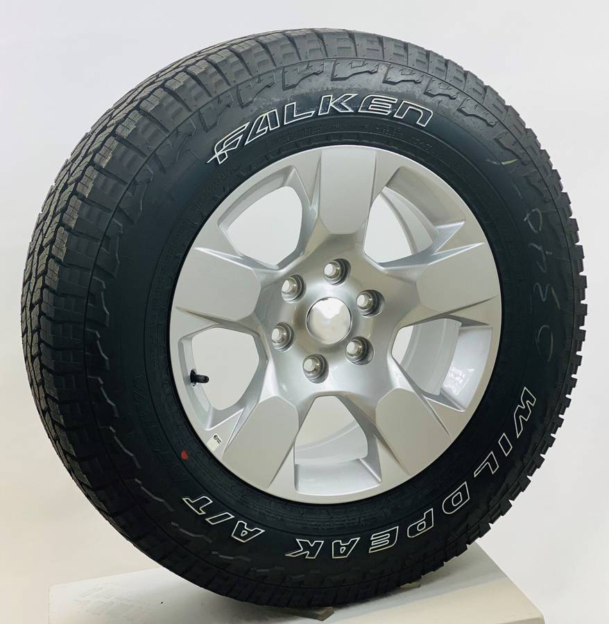 2020dodgepainted18inch-chromeblankcap