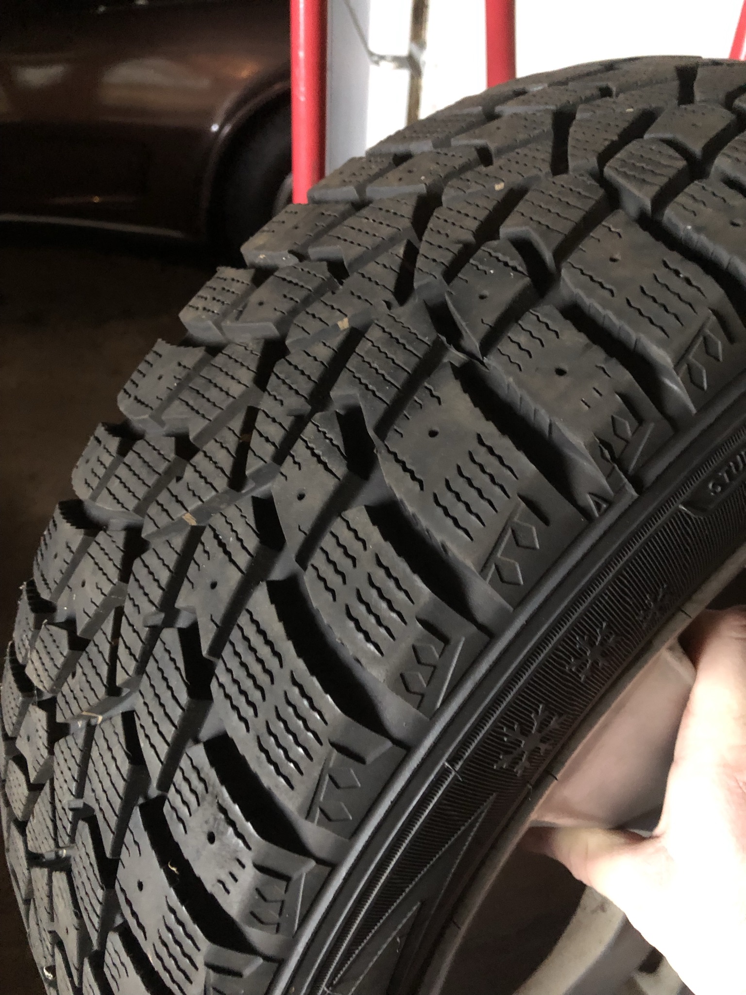 991FD5DB-B3D9-4AE6-9115-26299DB8FF8D