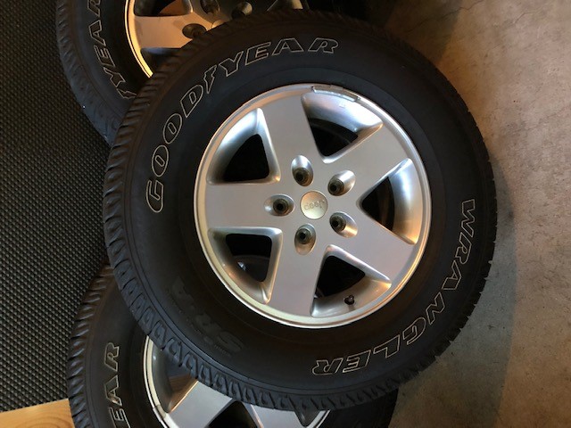 Jeep Tires & Wheels (2)