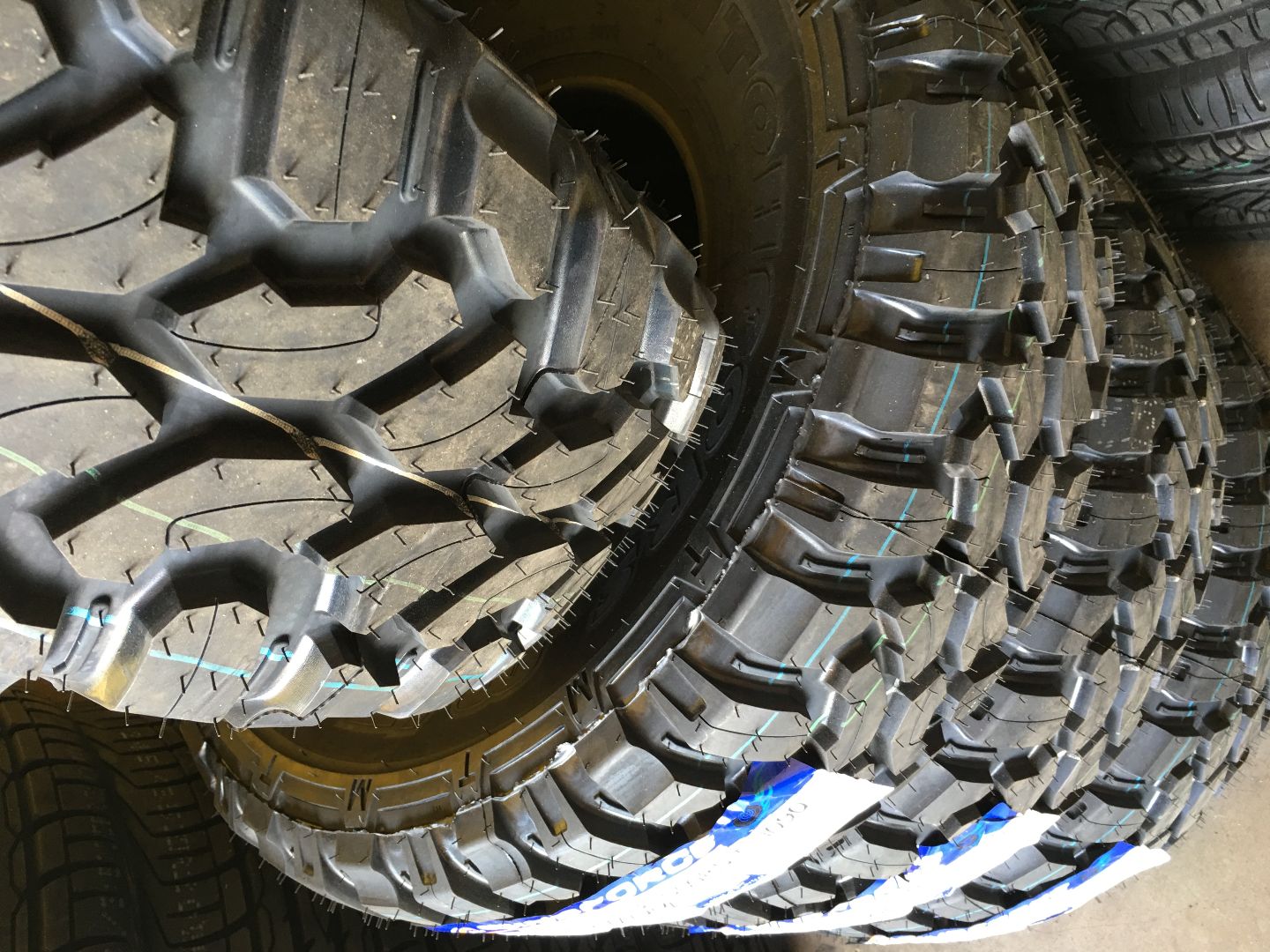 31x10.50r15