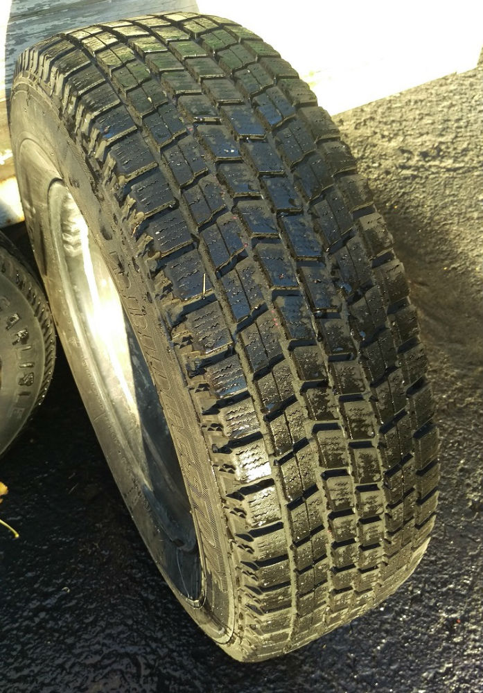 snowtires_minivan