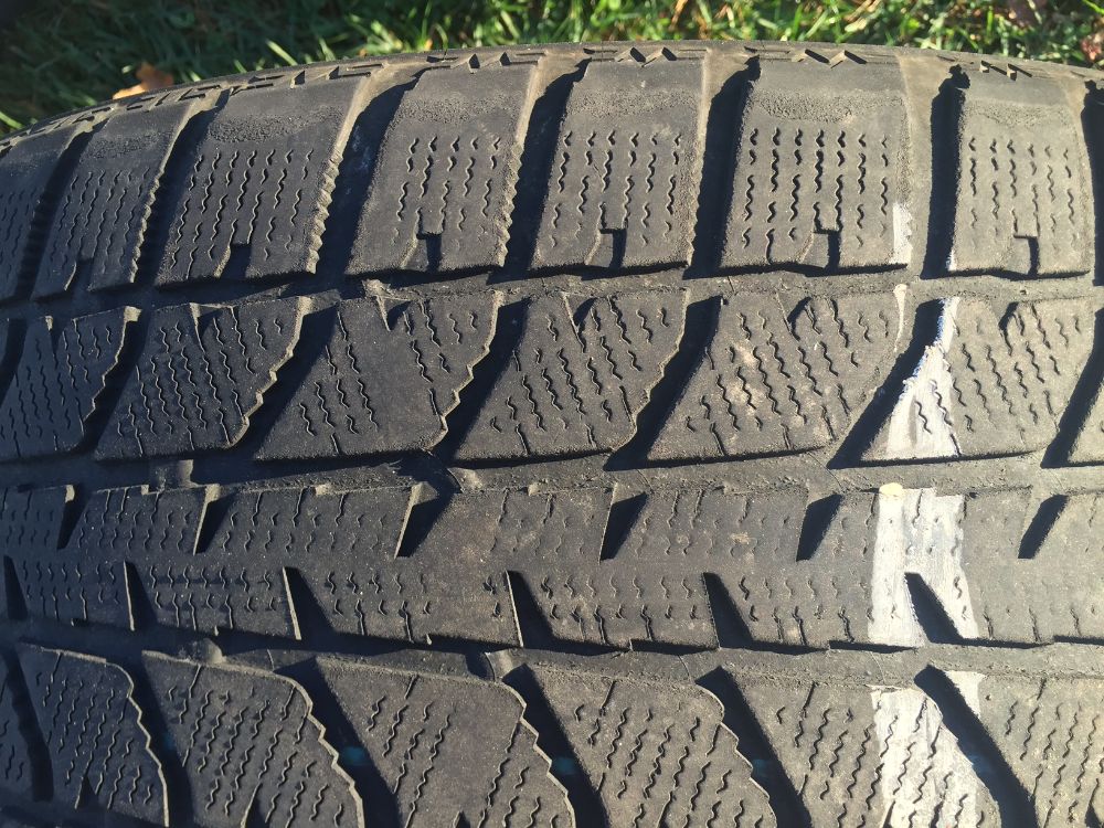 Blizzak tread2
