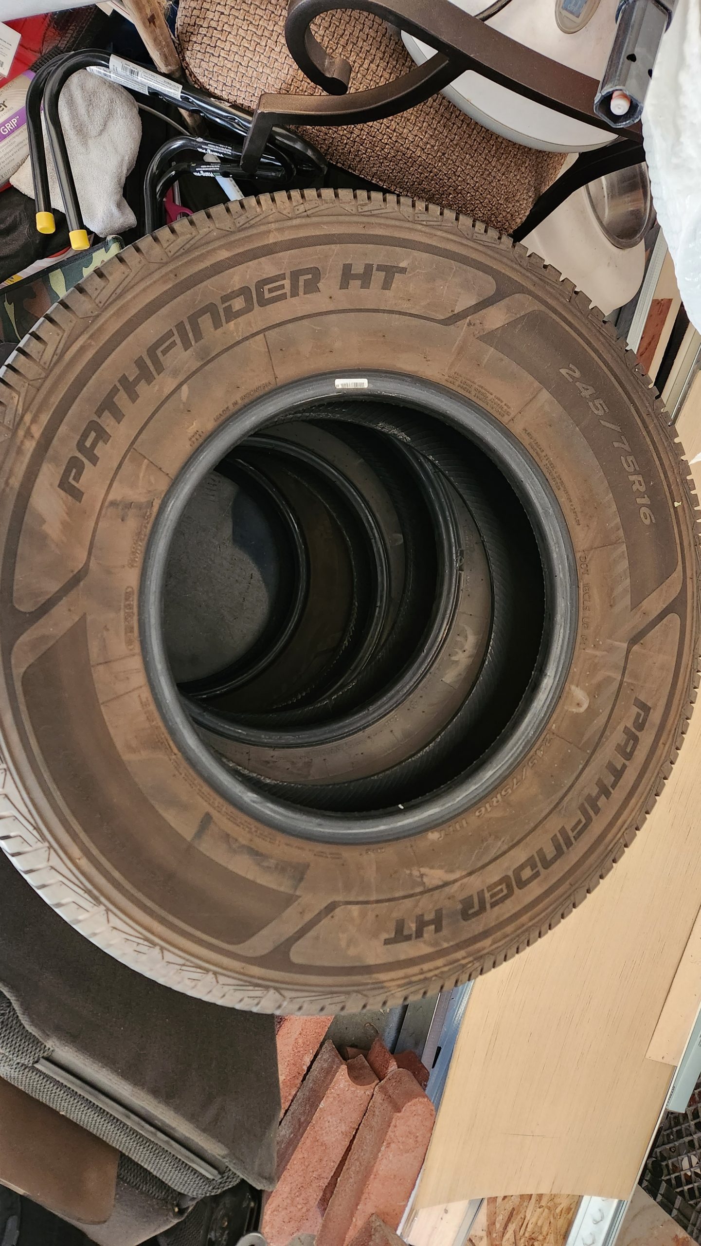 1699988645985953763276782099621