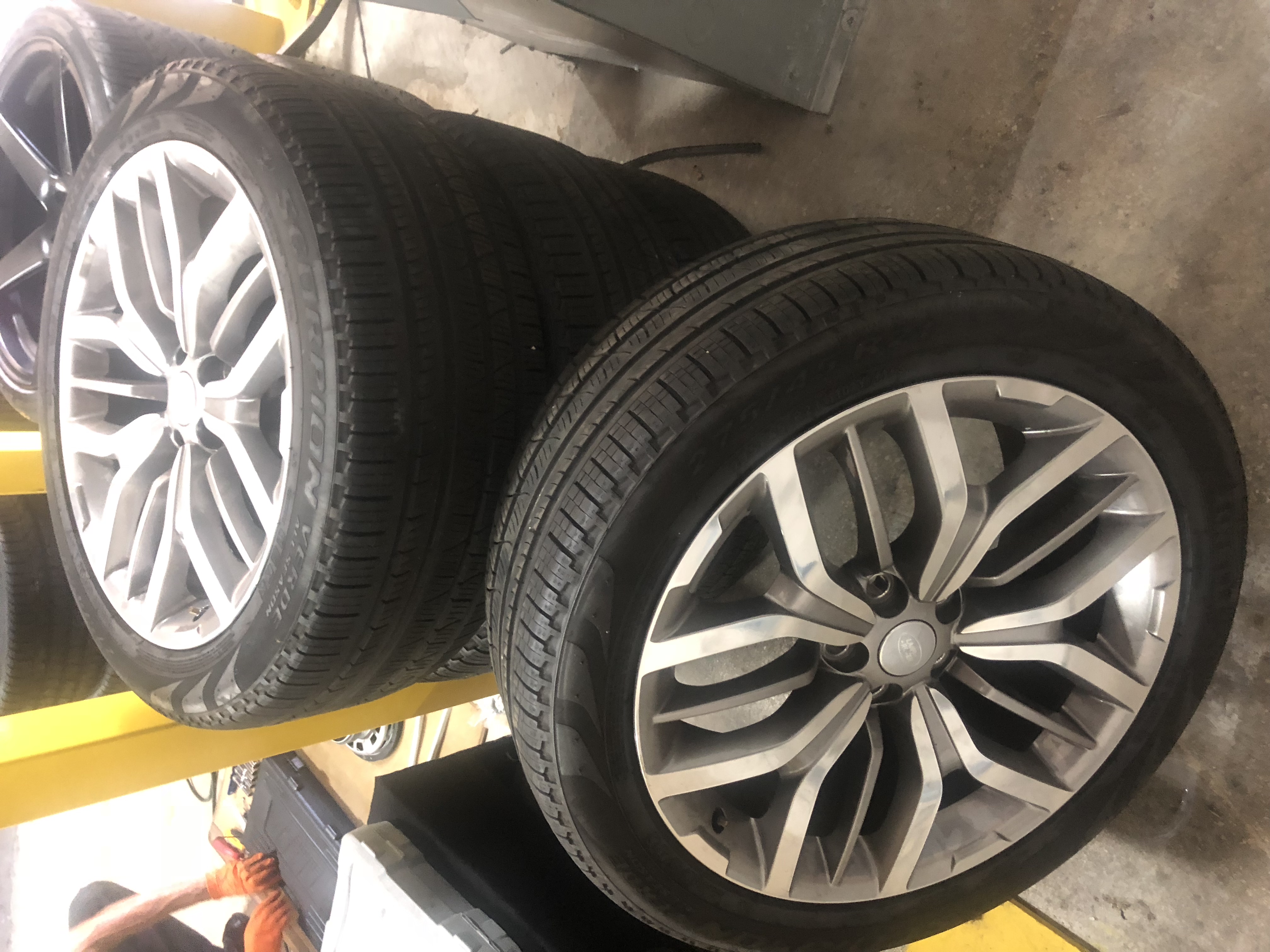 28FD6CF5-A3FD-4EF8-9362-0C416FC2EE30
