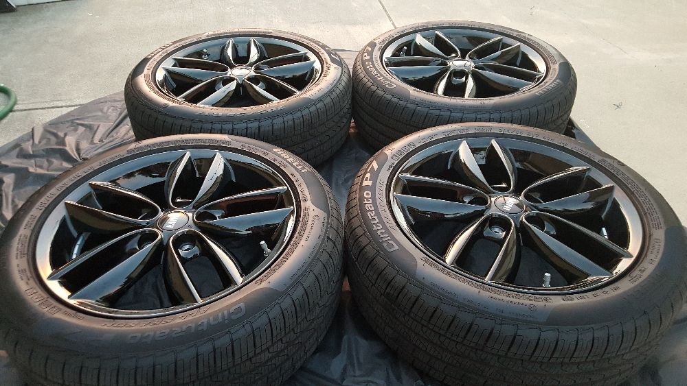 Mini Countryman OEM Tires 02
