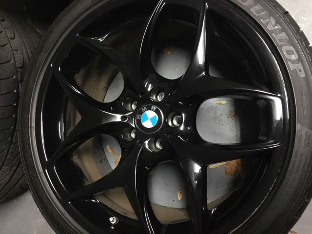 BMW Alloy rim/ Dunlop Tire