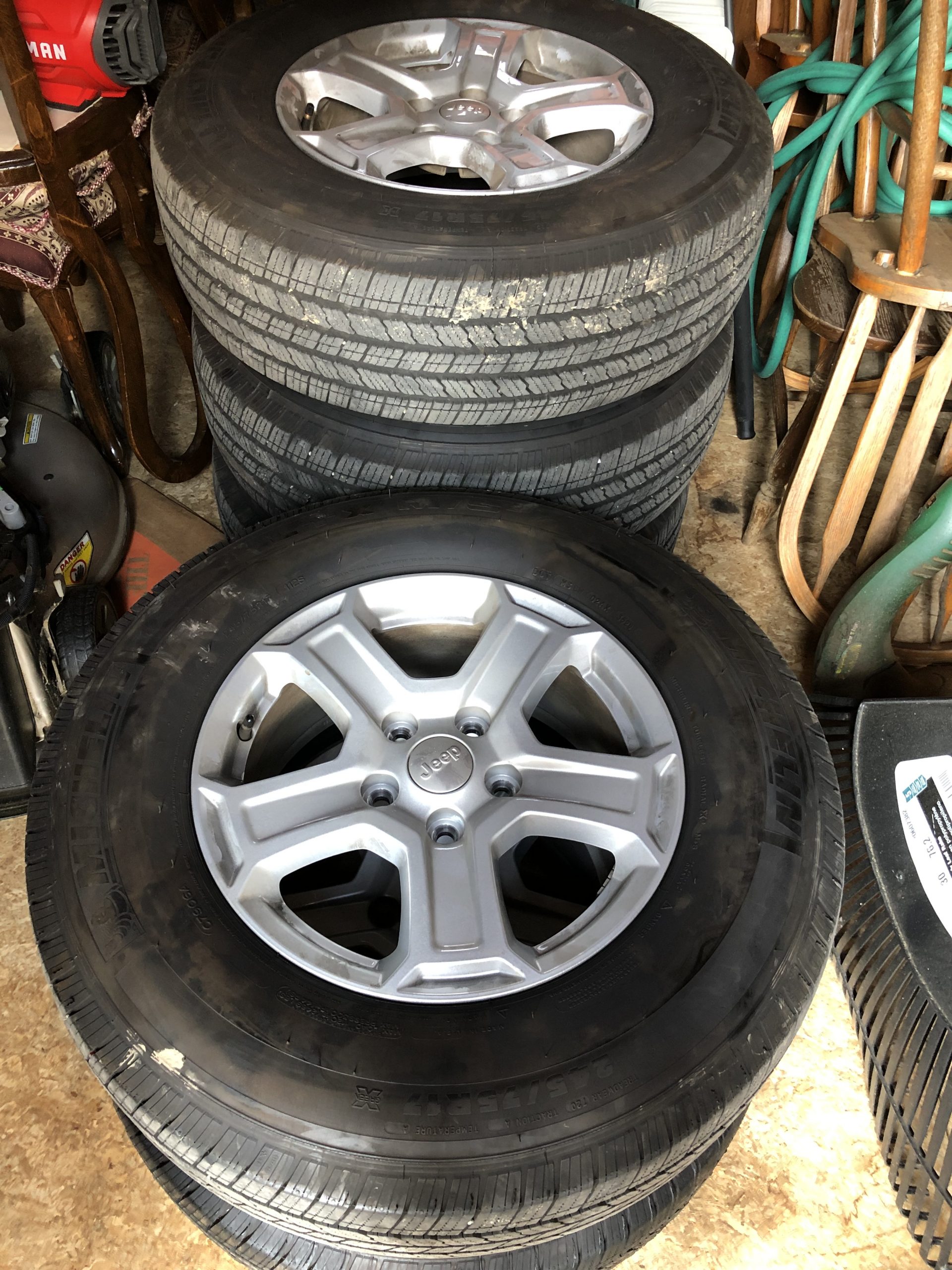 B8B703C2-FF27-4C07-91BE-4A1B402845B5