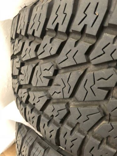 Tire 1