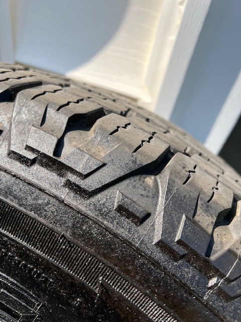 tires tred 2
