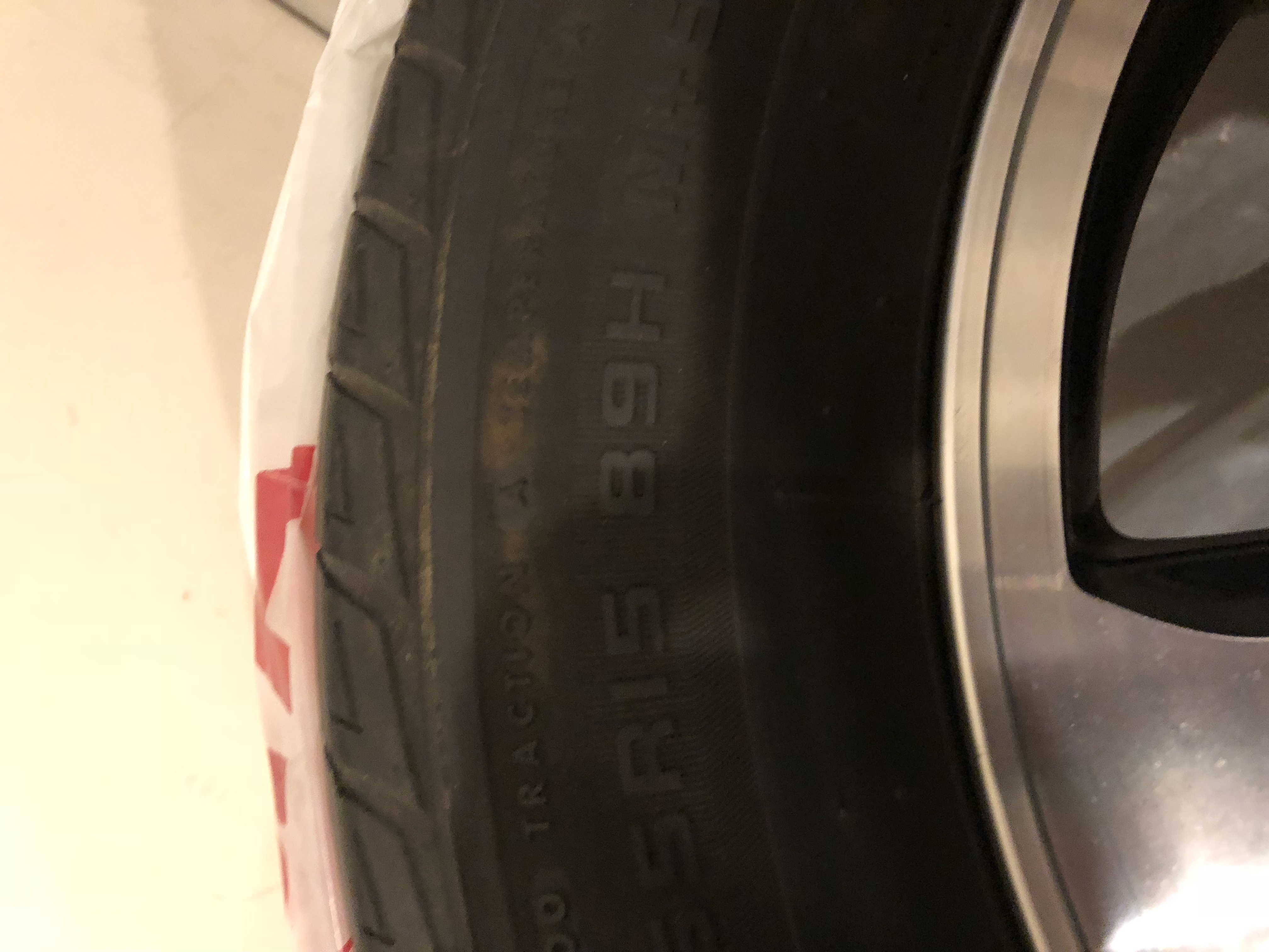 2D774AA0-5C26-48B4-8BF0-20B09B5FF803