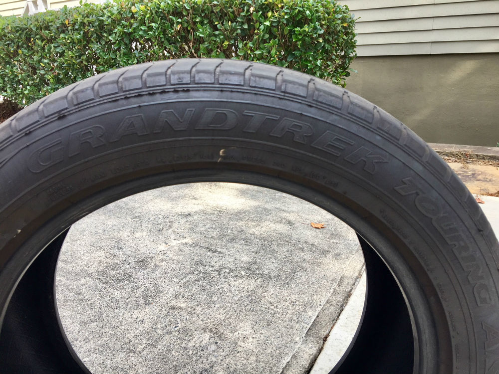Dunlop Grandtrek 255 50 19 (3)